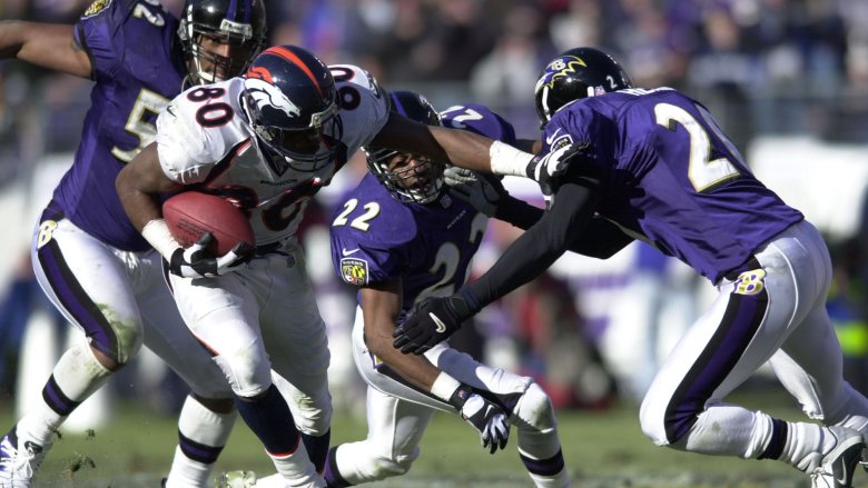 Ravens players tackling WR Rod Smith