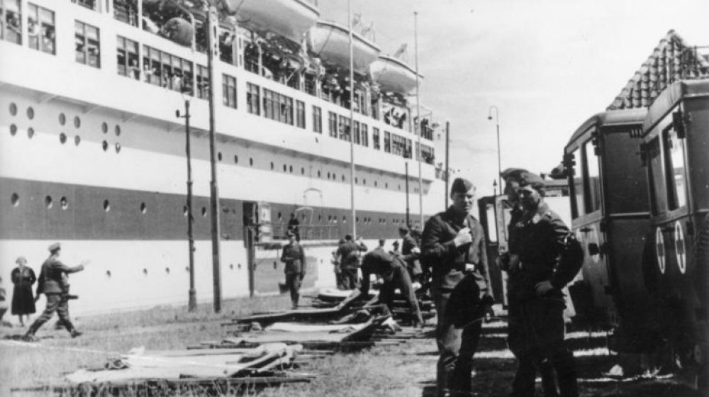 Wilhelm Gustloff at port