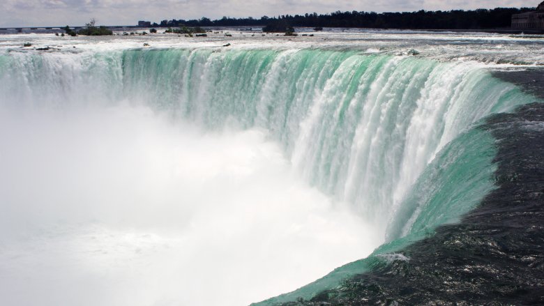 Horseshoe Falls