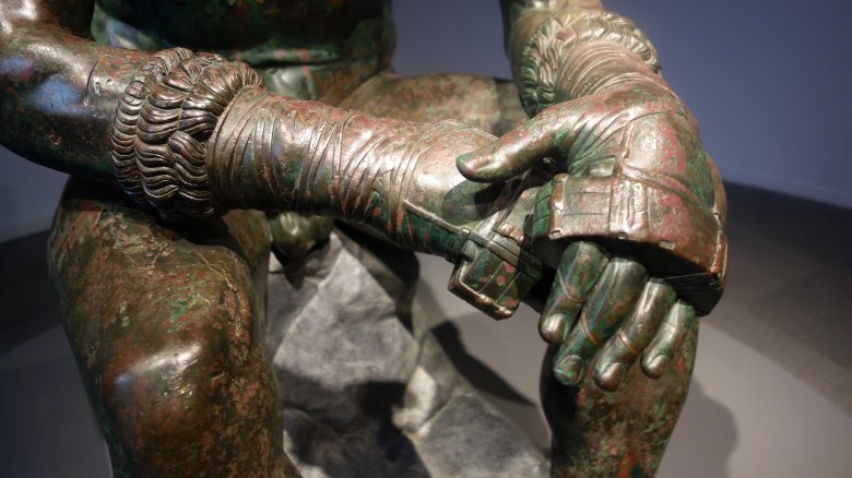 Roman boxing gloves