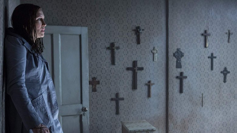 vera farmiga in the conjuring 2