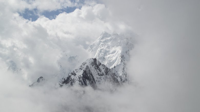 andes mountains peaks