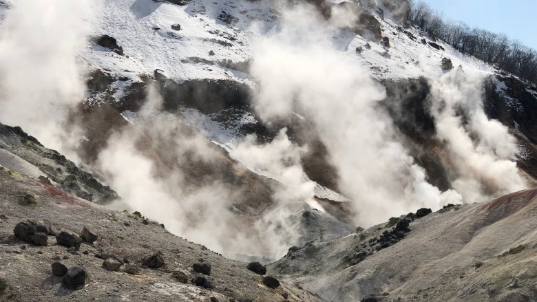 Smoking Hills Canada