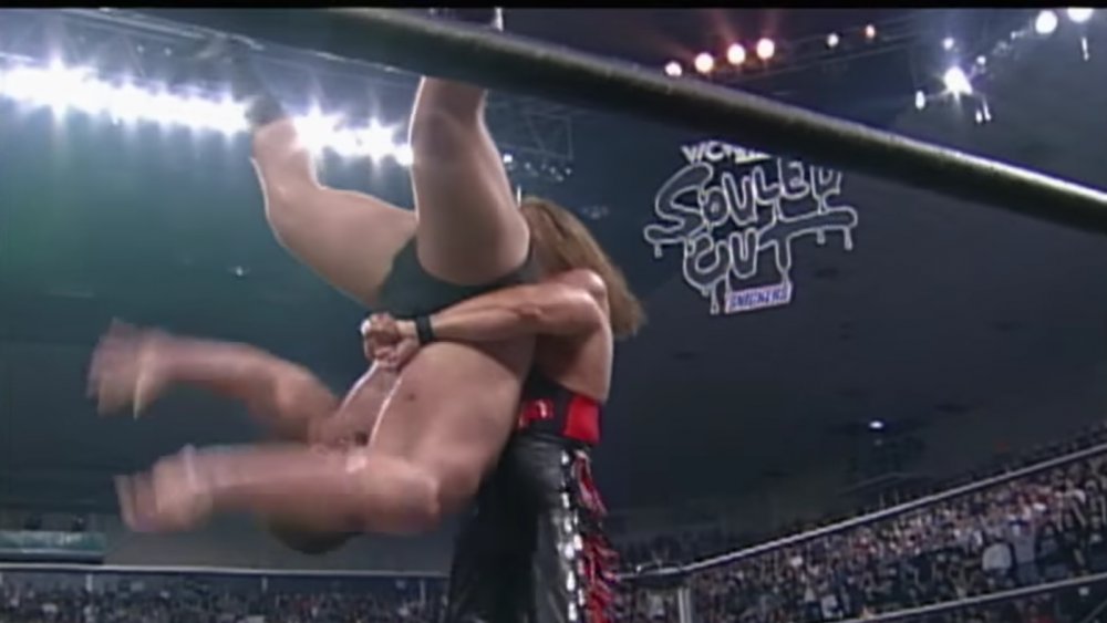 Kevin Nash powerbomb