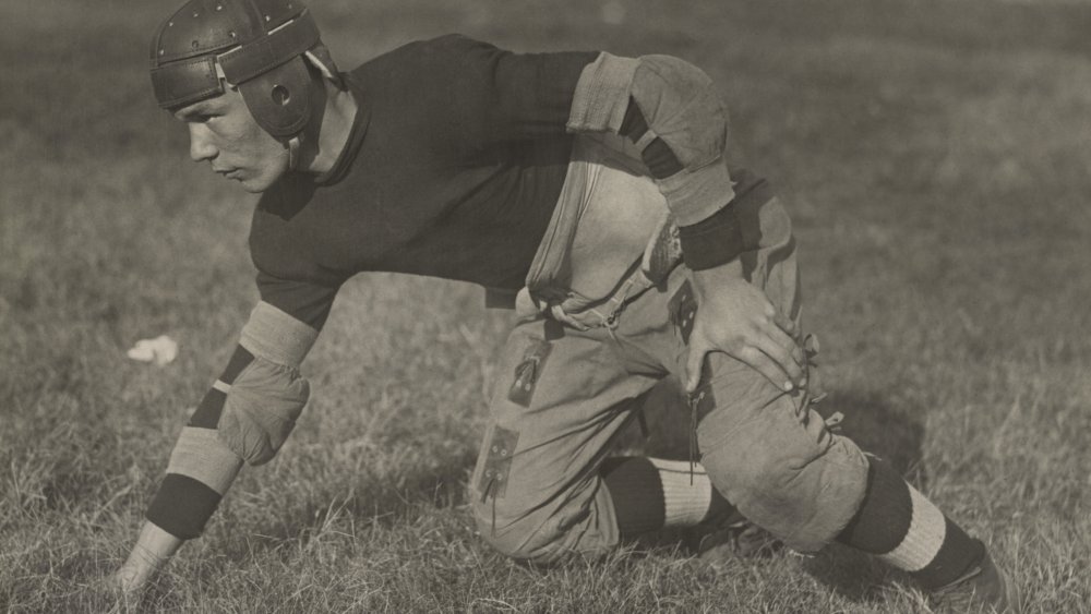 Football player 1925