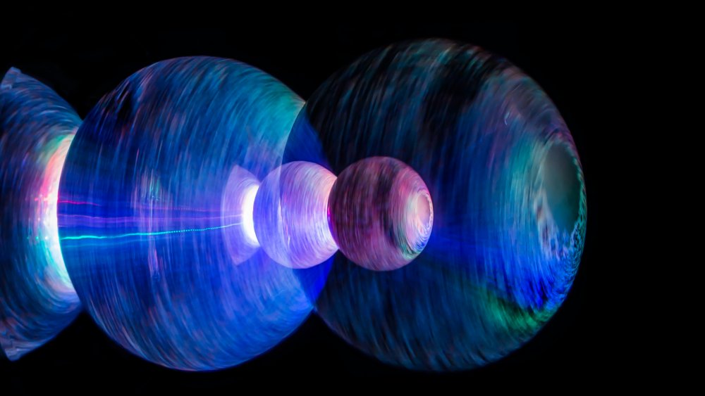 space-time bubbles created by alcubierre drive