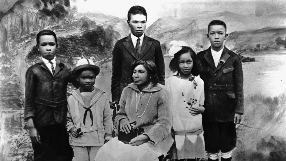 The Robinson Family, 1925.