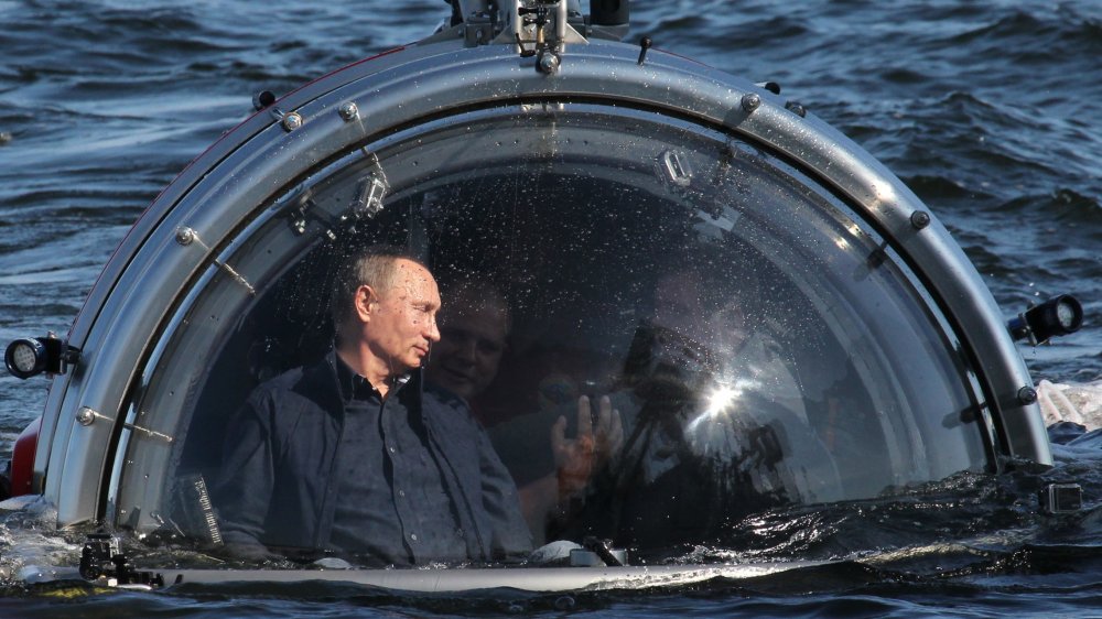 Putin in a submersible 