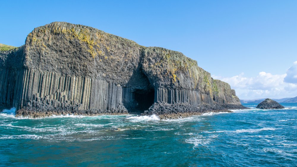 fingal cave