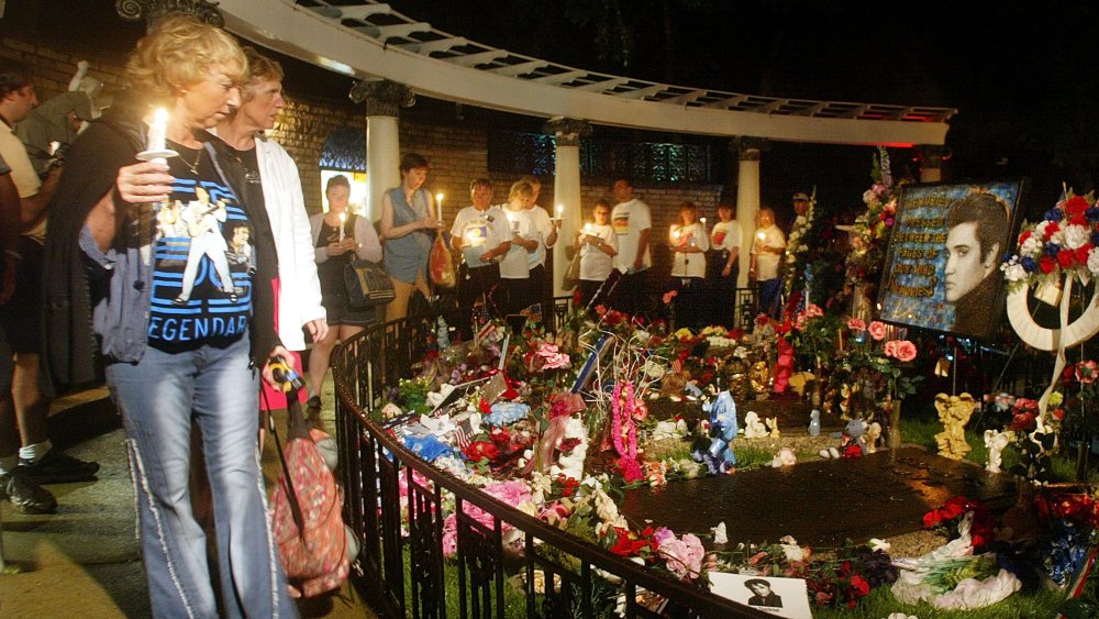 Elvis Presley candlelight vigil