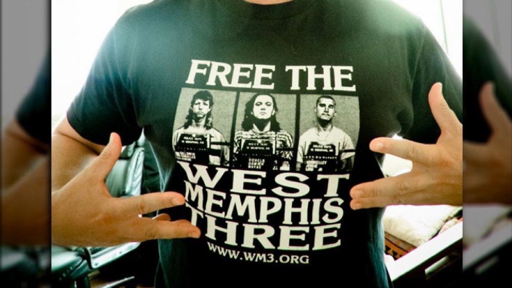 T-shirt advocating for freedom of the West Memphis Three