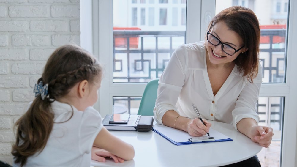 Adult interviewing child