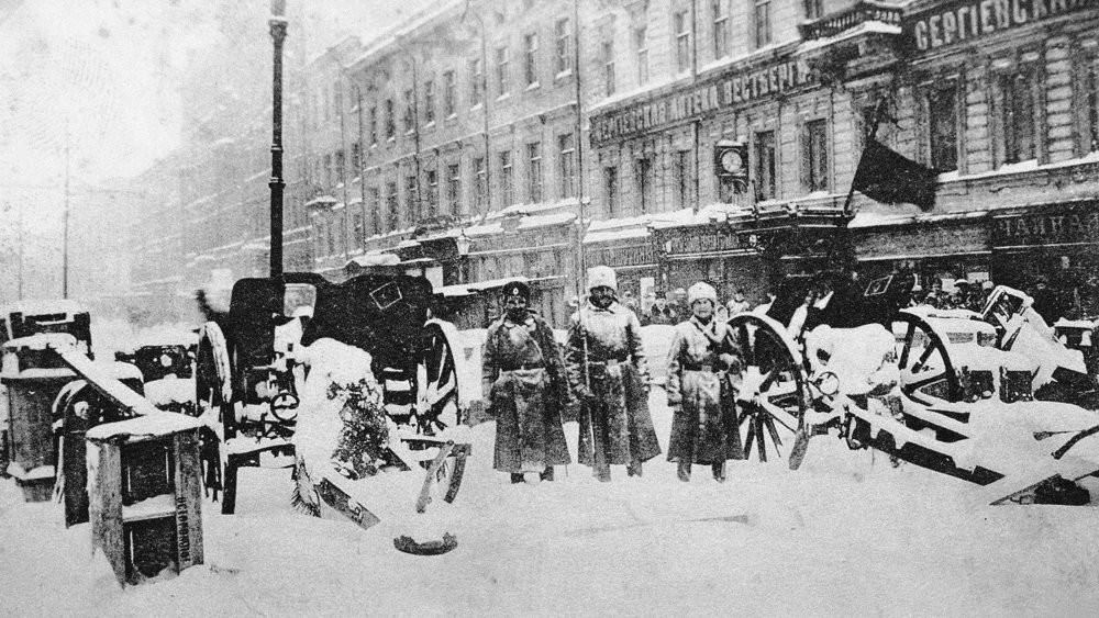 Revolutionary barricades at the Liteyny Prospekt in Petrograd. February 27, 1917.