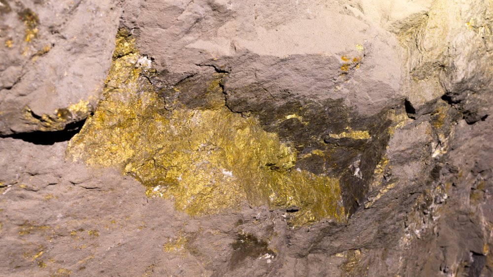 Gold ore