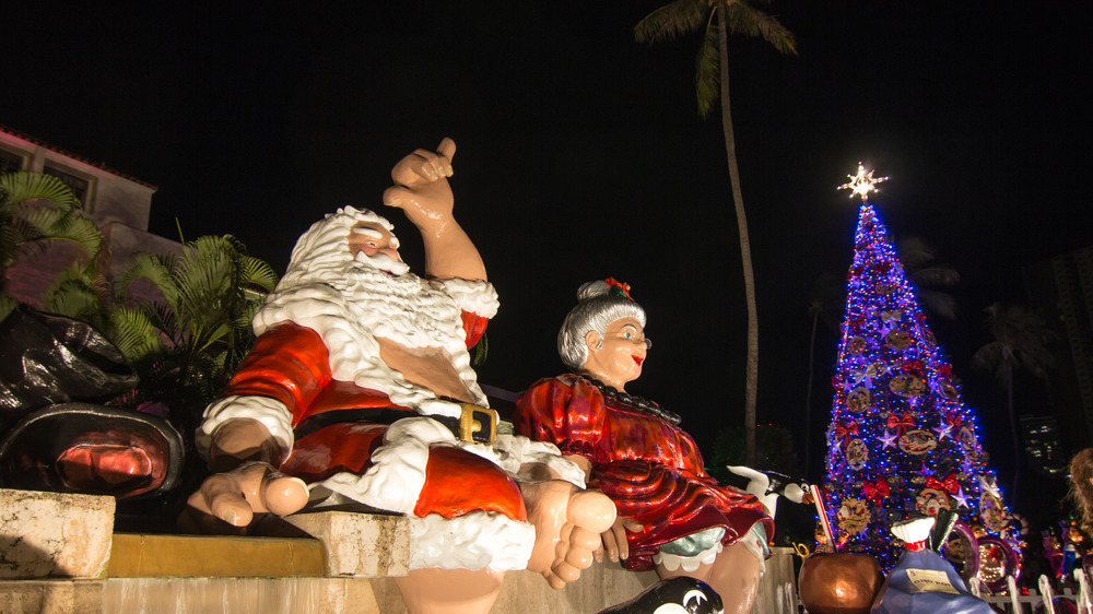 Santa in Hawaii