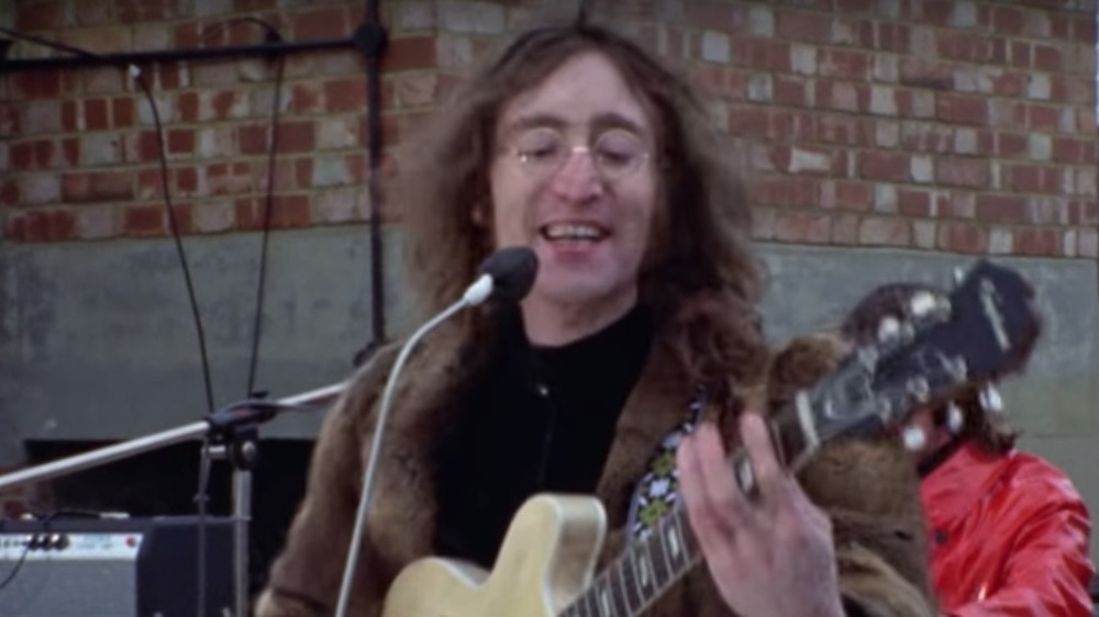 John Lennon on the Apple Corps roof 