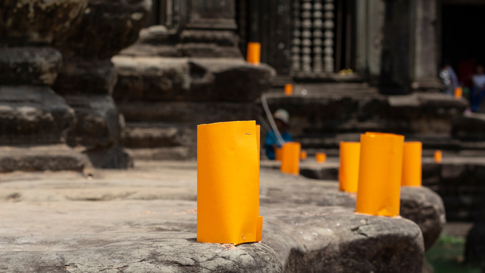 paper lanterns at a Buddhist temple