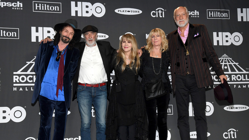 Fleetwood Mac standing 