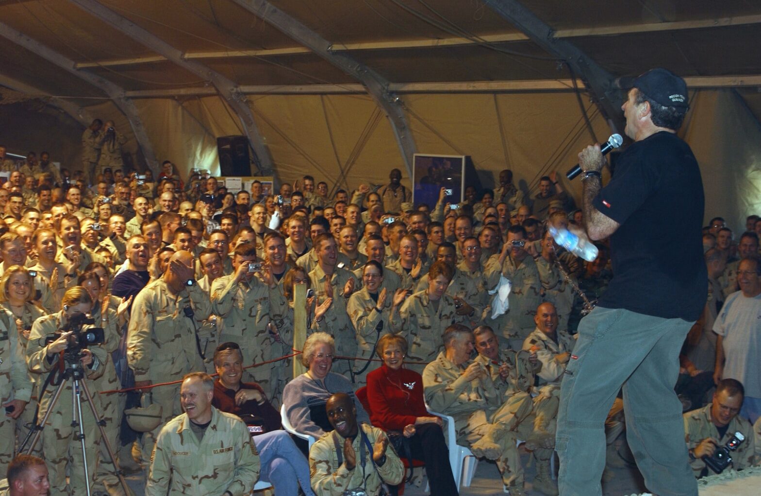 Funniest Actors of All Time - Pictellme