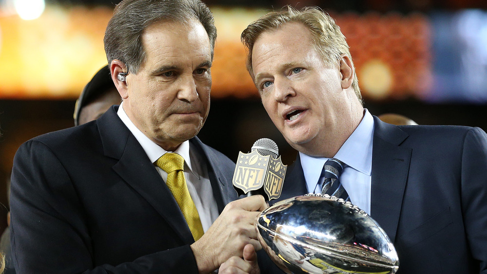 Nantz interviewing Roger Goodell, 2017