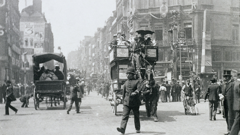 19th century bustling london street