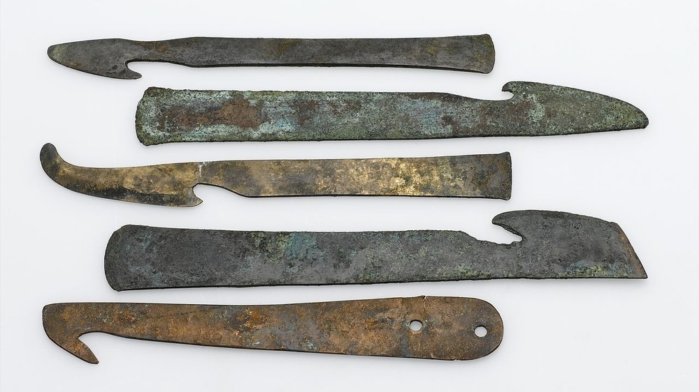 Egyptian embalmer knives