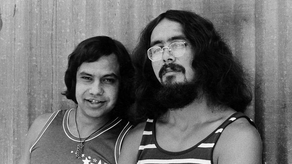 Cheech Marin and Tommy Chong posing