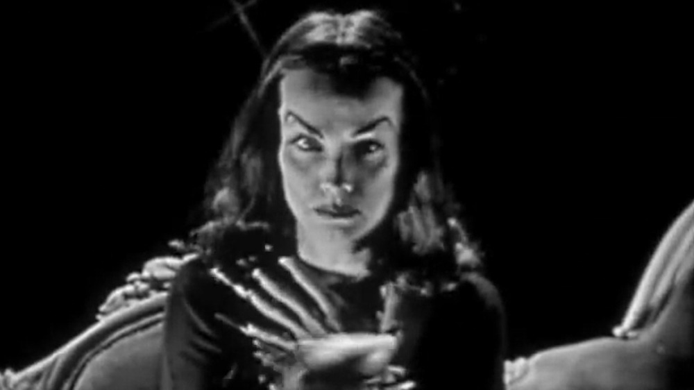 Maila Nurmi in an early promo for The Vampira Show