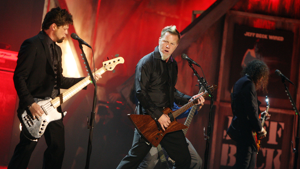 jason newsted and metallica onstage