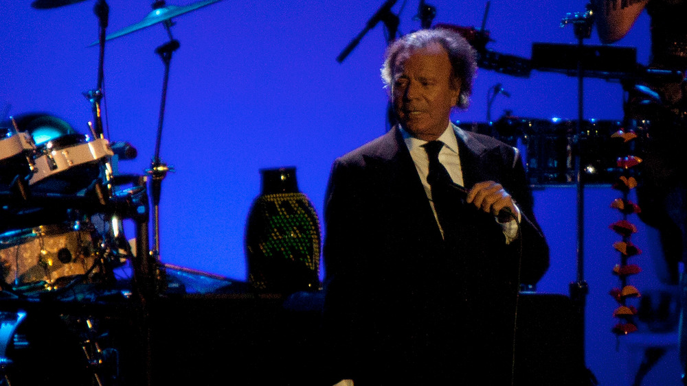 Julio Iglesias on stage