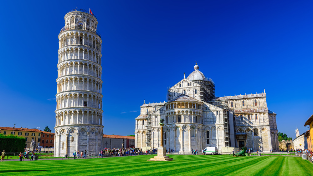 Picture of Tower of Pisa