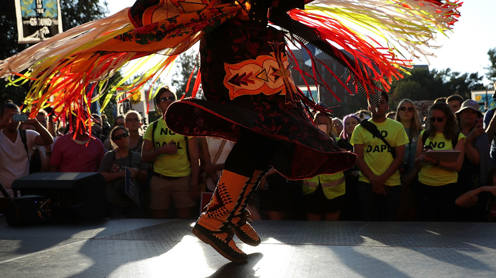 Native American dance