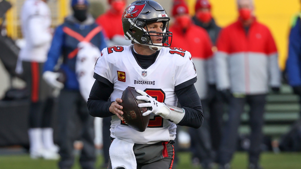 Tom Brady ready to pass