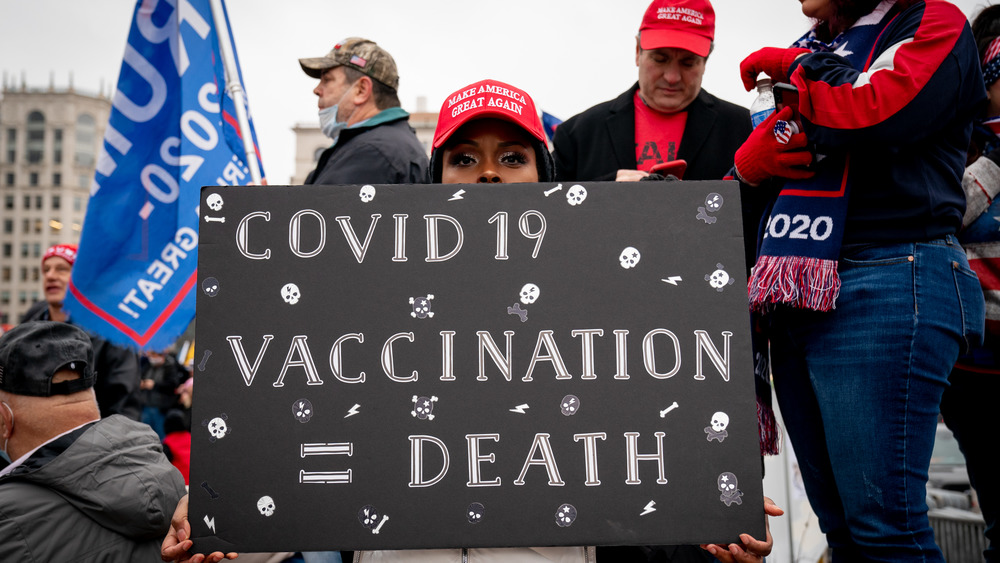 an anti Covid-19 vaccine protester