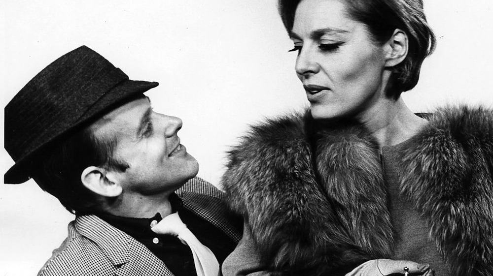 Publicity photo of Bob Fosse and Viveca Lindfors looking at each other
