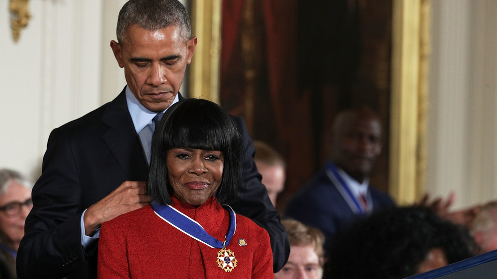 Cicely Tyson receives Medal of Freedom
