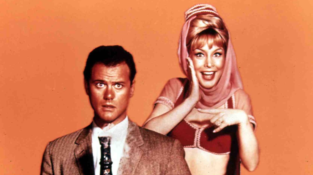 Larry Hagman and Barbara Eden in an 