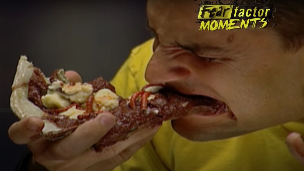 Fear Factor contestant eats rotten pizza