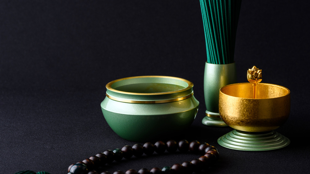 Implements used in Buddhist funeral