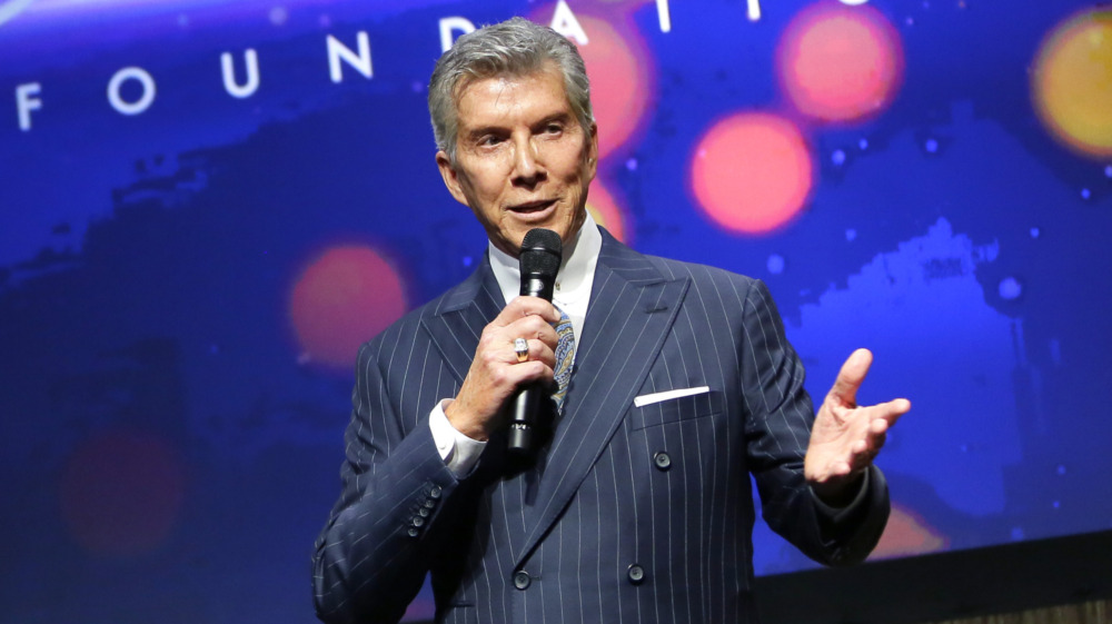 Michael Buffer addresses a crowd