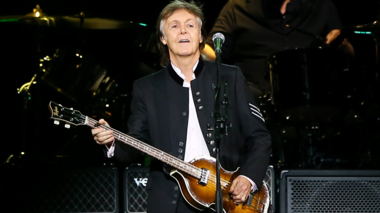 Paul McCartney Hofner bass