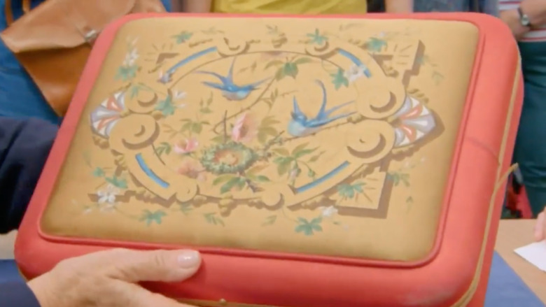 Queen Victoria's chocolate box Antiques Roadshow