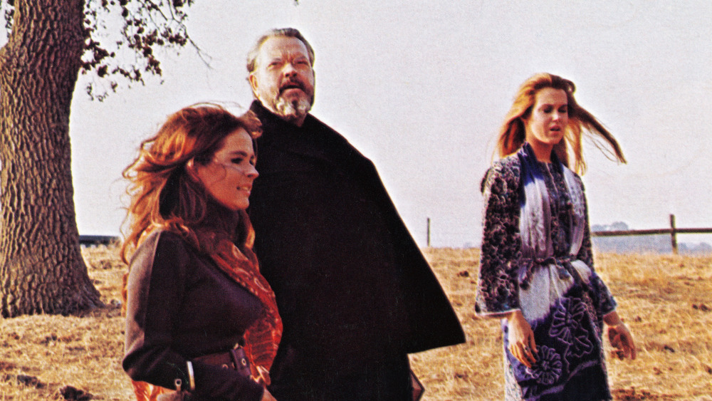 Orson Welles with Lee Pucell and Sue Bernard in Necromancy