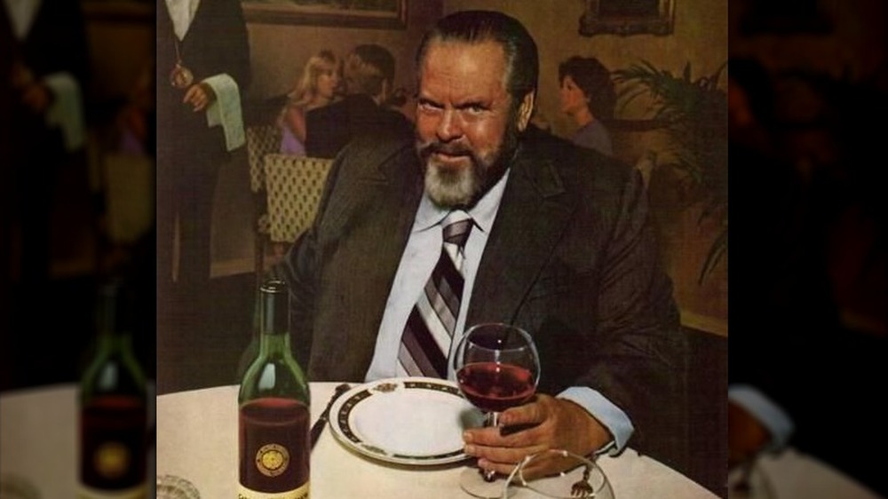 1981 print advert featuring Orson Welles, for Paul Masson wines.