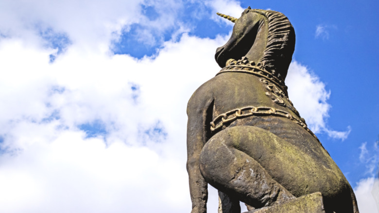 unicorn statue scotland