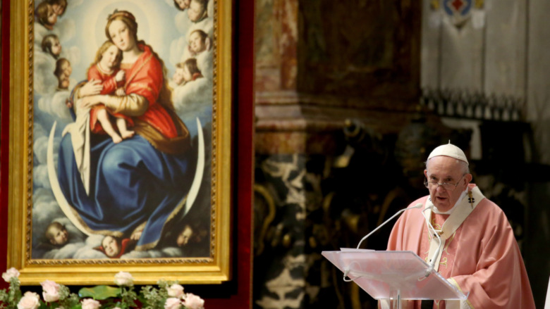 Pope Francis and artwork