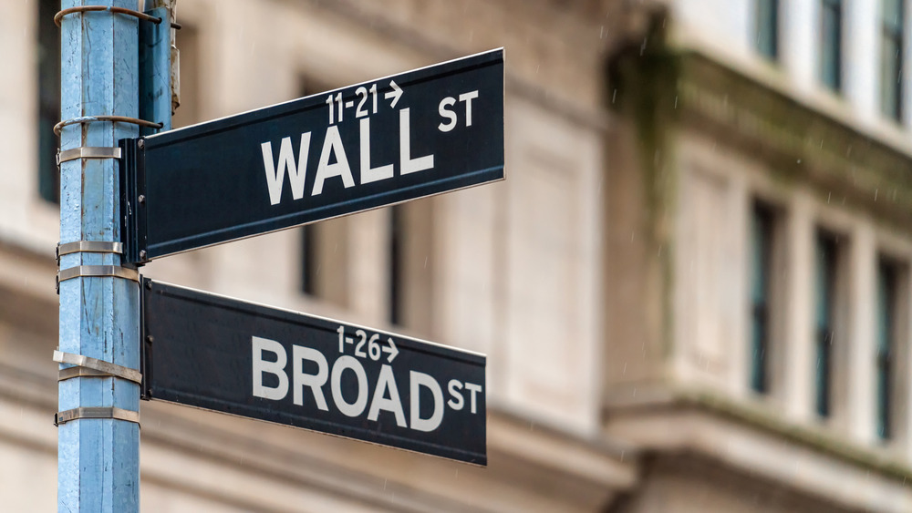 wall street sign