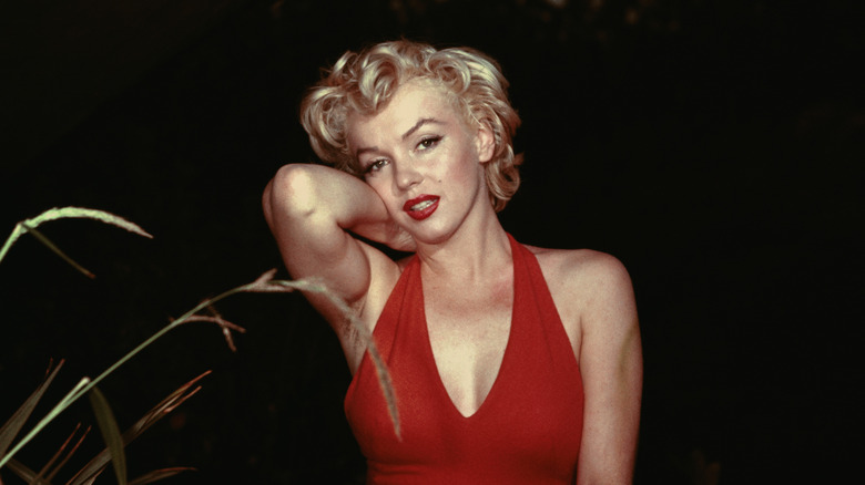 Marilyn Monroe in red