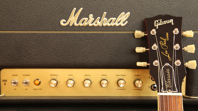 Marshall amp, Les Paul guitar