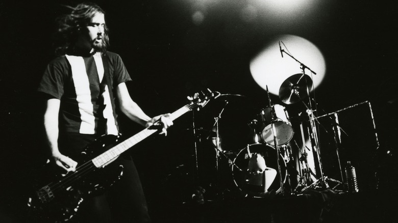 Krist Novoselic onstage in 1992